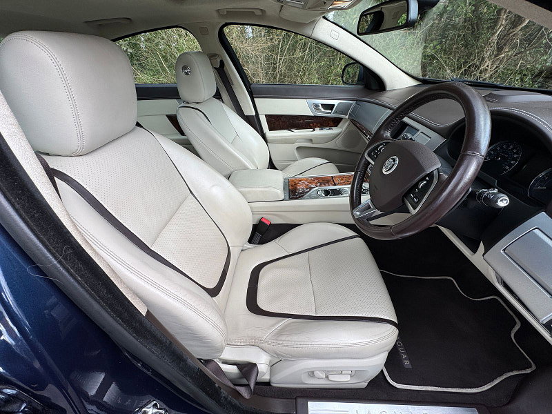 Jaguar XF 2.2d Portfolio Saloon 4dr Diesel Auto Euro 5 (s/s) (200 ps)