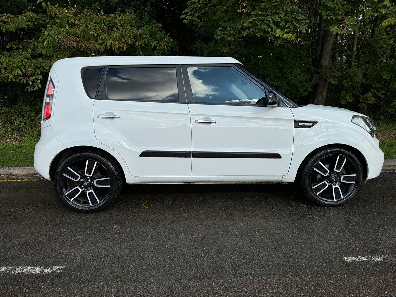 Kia Soul 1.6 CRDi Echo SUV 5dr Diesel Manual Euro 4 (126 bhp)