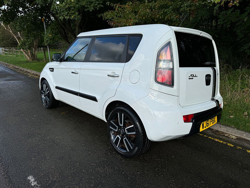 Kia Soul 1.6 CRDi Echo SUV 5dr Diesel Manual Euro 4 (126 bhp)