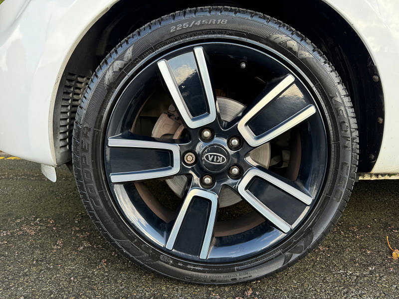 Kia Soul 1.6 CRDi Echo SUV 5dr Diesel Manual Euro 4 (126 bhp)