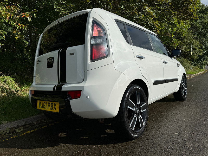 Kia Soul 1.6 CRDi Echo SUV 5dr Diesel Manual Euro 4 (126 bhp)