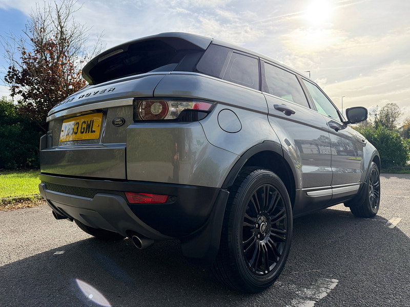 Land Rover Range Rover Evoque 2.2 SD4 Prestige SUV 5dr Diesel Auto 4WD Euro 5 (s/s) (190 ps)