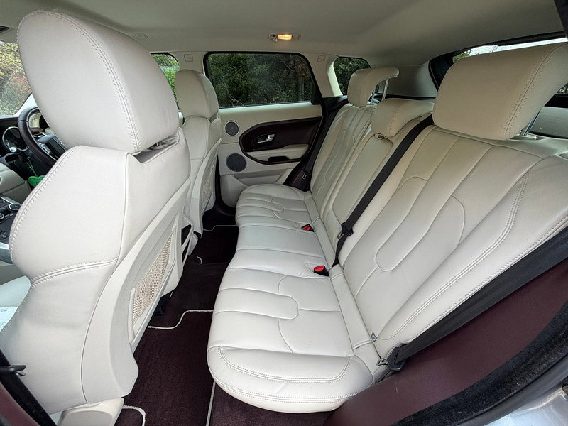 Land Rover Range Rover Evoque 2.2 SD4 Prestige SUV 5dr Diesel Auto 4WD Euro 5 (s/s) (190 ps)