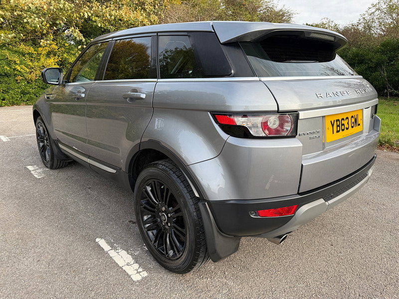 Land Rover Range Rover Evoque 2.2 SD4 Prestige SUV 5dr Diesel Auto 4WD Euro 5 (s/s) (190 ps)