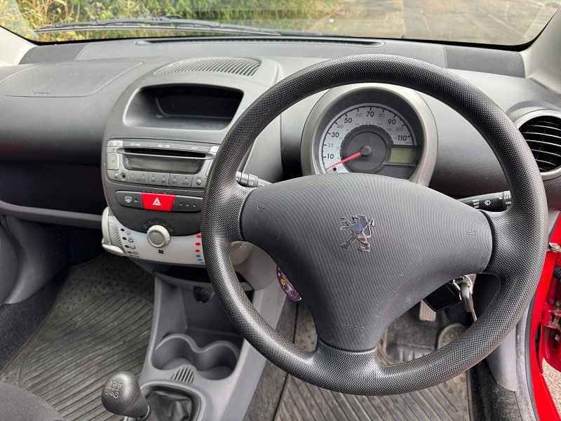 Peugeot 107 1.0 12V Urban Hatchback 3dr Petrol Manual Euro 4 (68 ps)