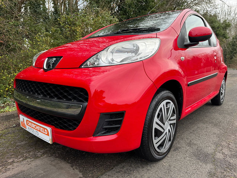 Peugeot 107 1.0 12V Urban Hatchback 3dr Petrol Manual Euro 4 (68 ps)
