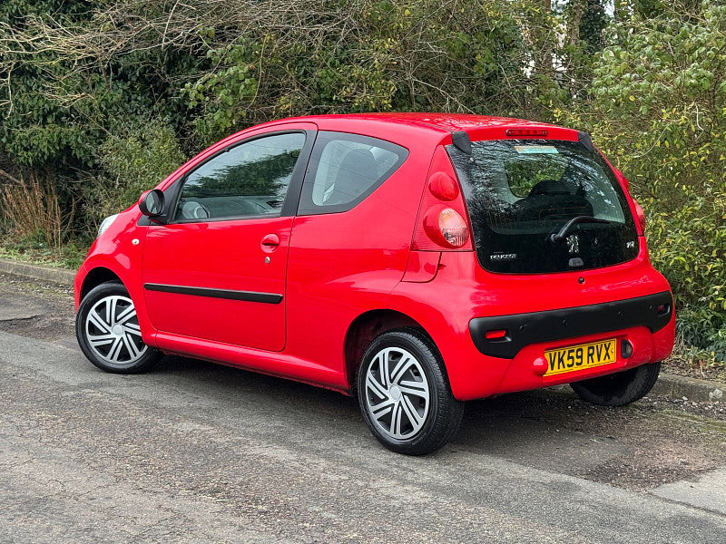 Peugeot 107 1.0 12V Urban Hatchback 3dr Petrol Manual Euro 4 (68 ps)