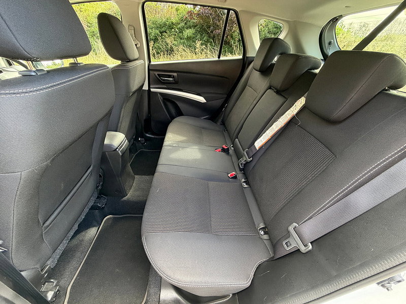 Suzuki SX4 S-Cross 1.0 Boosterjet SZ-T SUV 5dr Petrol Manual Euro 6 (111 ps)
