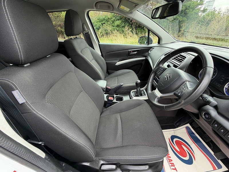 Suzuki SX4 S-Cross 1.0 Boosterjet SZ-T SUV 5dr Petrol Manual Euro 6 (111 ps)