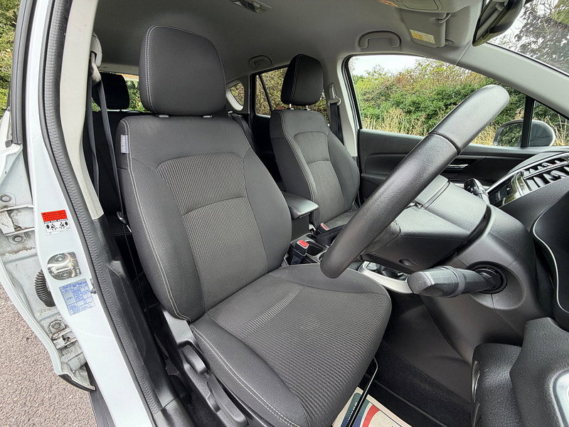 Suzuki SX4 S-Cross 1.0 Boosterjet SZ-T SUV 5dr Petrol Manual Euro 6 (111 ps)