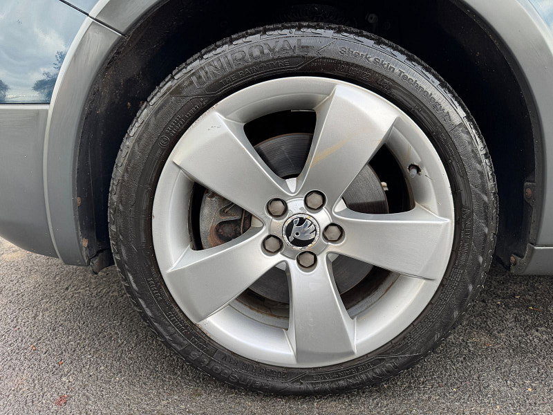 Skoda Fabia 1.6 TDI Scout Estate 5dr Diesel Manual Euro 5 (105 ps)
