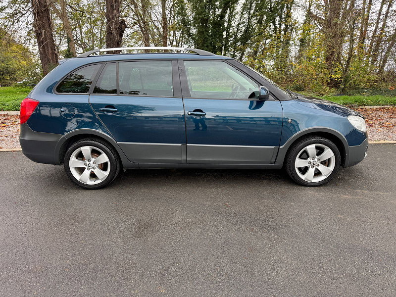 Skoda Fabia 1.6 TDI Scout Estate 5dr Diesel Manual Euro 5 (105 ps)