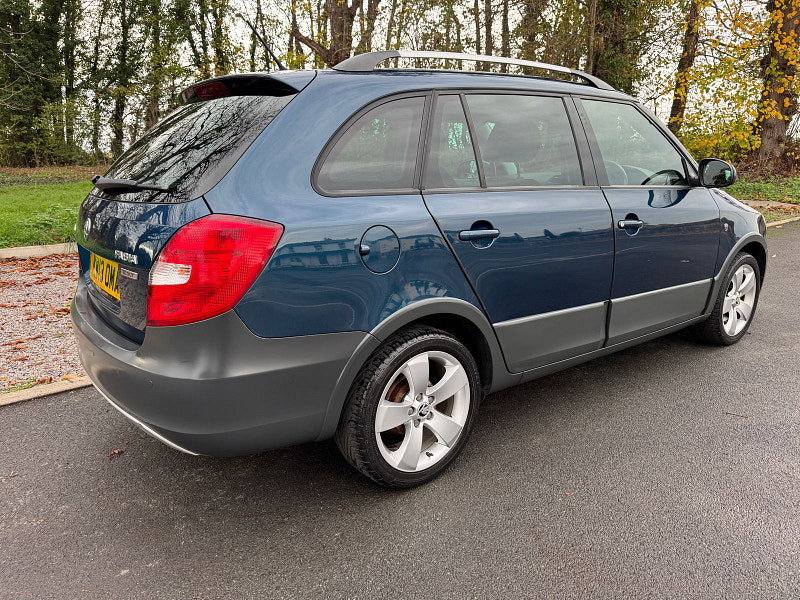 Skoda Fabia 1.6 TDI Scout Estate 5dr Diesel Manual Euro 5 (105 ps)