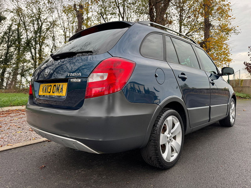 Skoda Fabia 1.6 TDI Scout Estate 5dr Diesel Manual Euro 5 (105 ps)