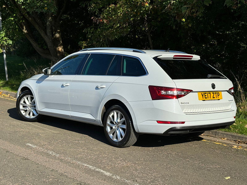 Skoda Superb 2.0 TDI SE Business Estate 5dr Diesel Manual Euro 6 (s/s) (150 ps)