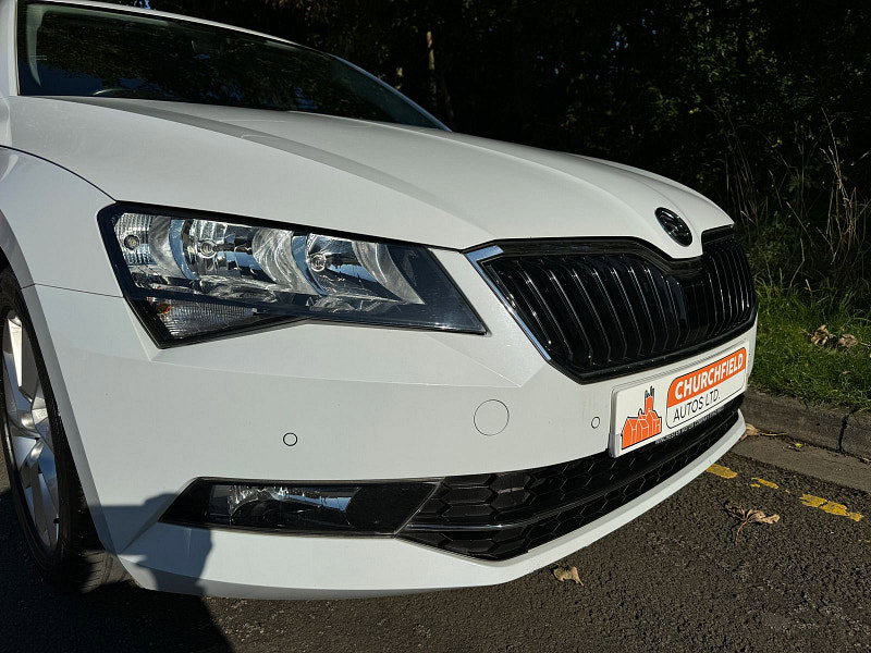 Skoda Superb 2.0 TDI SE Business Estate 5dr Diesel Manual Euro 6 (s/s) (150 ps)