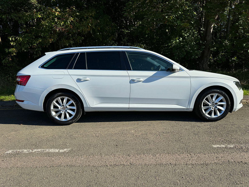 Skoda Superb 2.0 TDI SE Business Estate 5dr Diesel Manual Euro 6 (s/s) (150 ps)