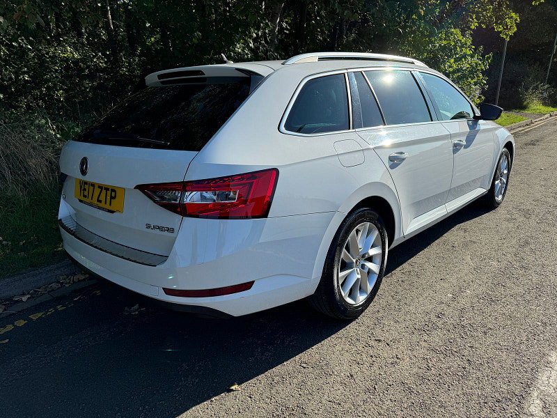 Skoda Superb 2.0 TDI SE Business Estate 5dr Diesel Manual Euro 6 (s/s) (150 ps)