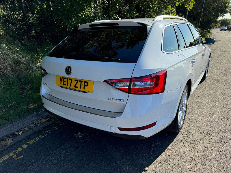 Skoda Superb 2.0 TDI SE Business Estate 5dr Diesel Manual Euro 6 (s/s) (150 ps)