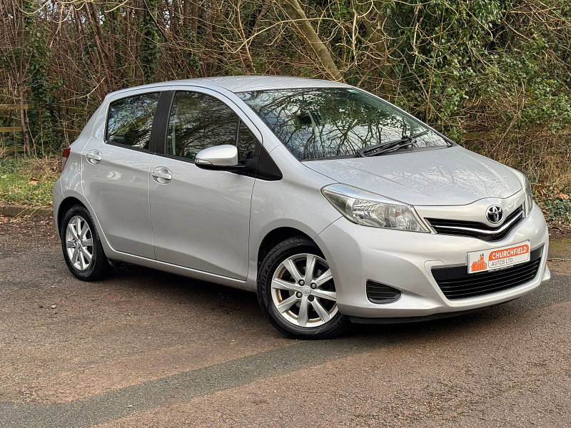 Toyota Yaris 1.3 Dual VVT-i TR Hatchback 5dr Petrol Manual Euro 5 (101 ps)