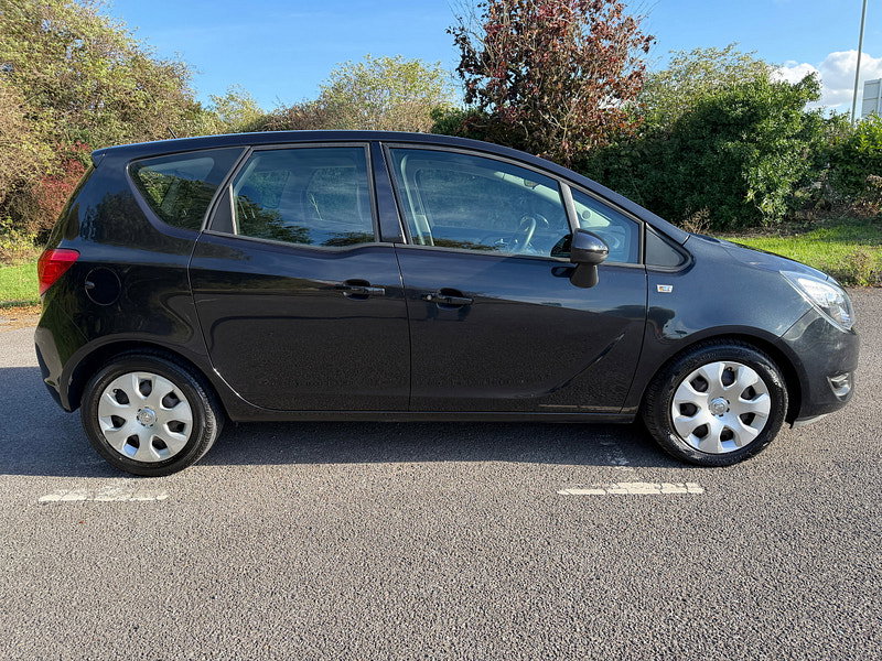 Vauxhall Meriva 1.4i Turbo Exclusiv MPV 5dr Petrol Auto Euro 6 (120 ps)