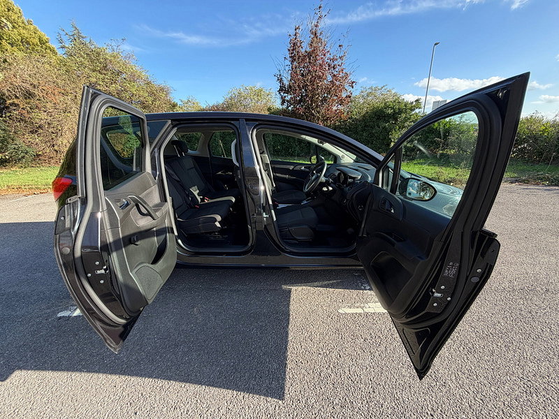 Vauxhall Meriva 1.4i Turbo Exclusiv MPV 5dr Petrol Auto Euro 6 (120 ps)