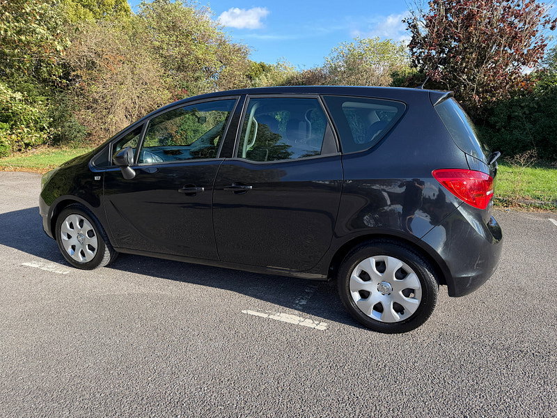 Vauxhall Meriva 1.4i Turbo Exclusiv MPV 5dr Petrol Auto Euro 6 (120 ps)