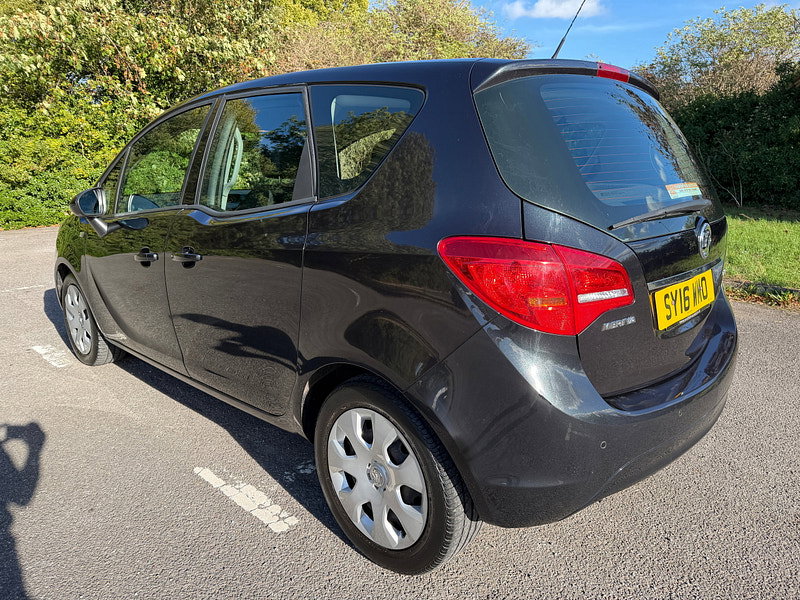 Vauxhall Meriva 1.4i Turbo Exclusiv MPV 5dr Petrol Auto Euro 6 (120 ps)