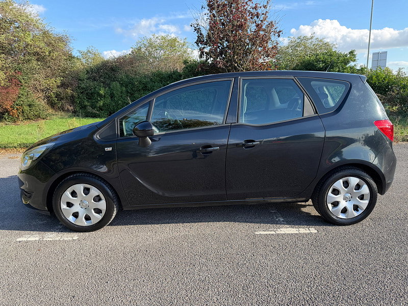 Vauxhall Meriva 1.4i Turbo Exclusiv MPV 5dr Petrol Auto Euro 6 (120 ps)
