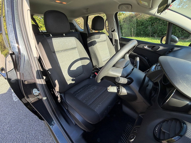 Vauxhall Meriva 1.4i Turbo Exclusiv MPV 5dr Petrol Auto Euro 6 (120 ps)