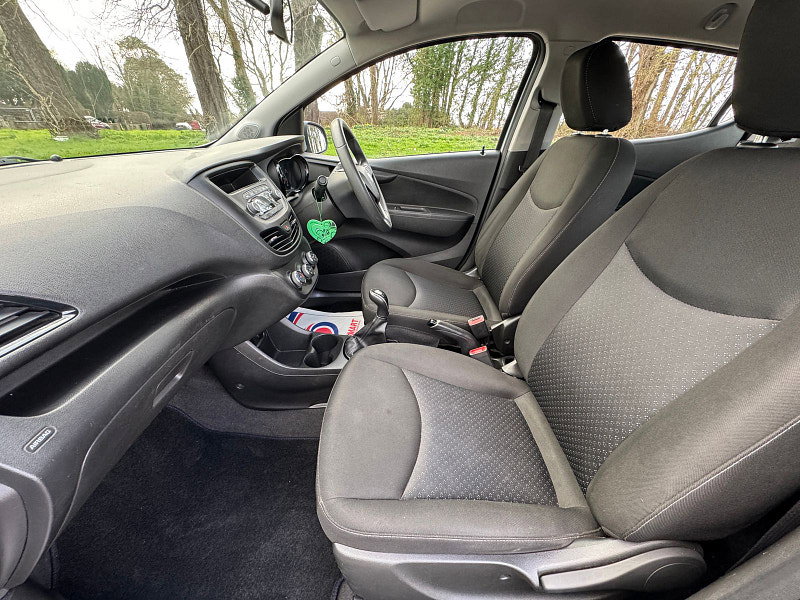 Vauxhall Viva 1.0i SE Hatchback 5dr Petrol Manual Euro 6 (a/c) (75 ps)