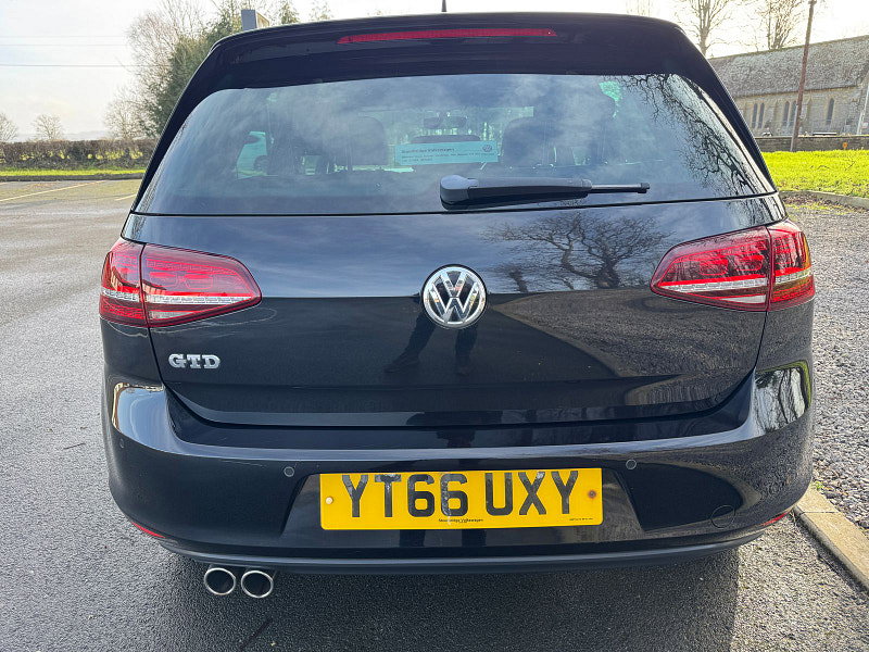 Volkswagen Golf 2.0 TDI BlueMotion Tech GTD Hatchback 5dr Diesel Manual Euro 6 (s/s) (184 ps)