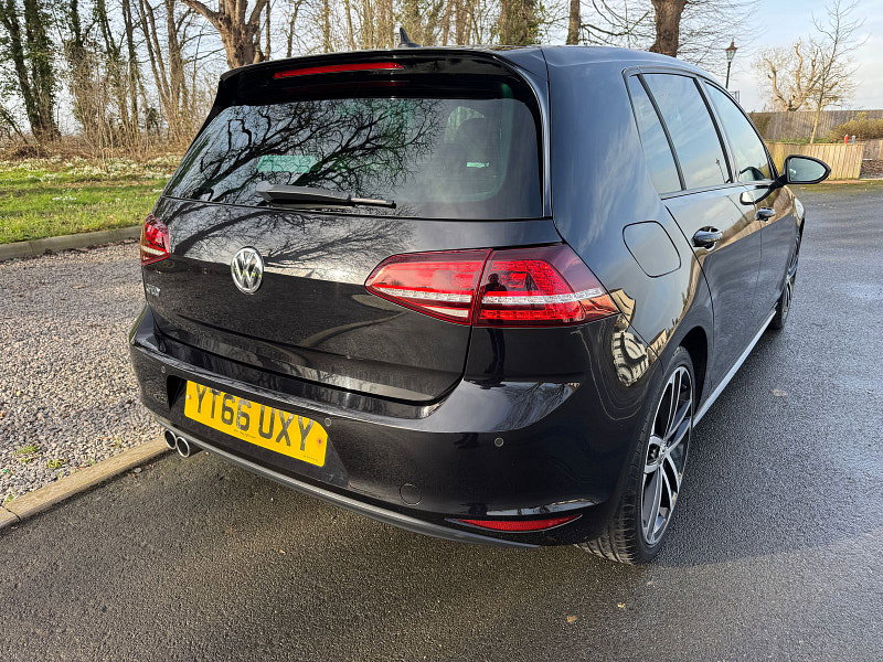 Volkswagen Golf 2.0 TDI BlueMotion Tech GTD Hatchback 5dr Diesel Manual Euro 6 (s/s) (184 ps)
