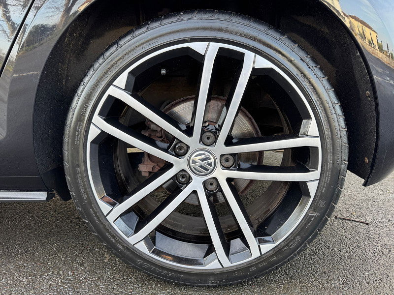 Volkswagen Golf 2.0 TDI BlueMotion Tech GTD Hatchback 5dr Diesel Manual Euro 6 (s/s) (184 ps)
