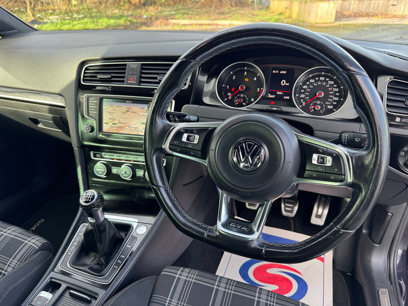 Volkswagen Golf 2.0 TDI BlueMotion Tech GTD Hatchback 5dr Diesel Manual Euro 6 (s/s) (184 ps)