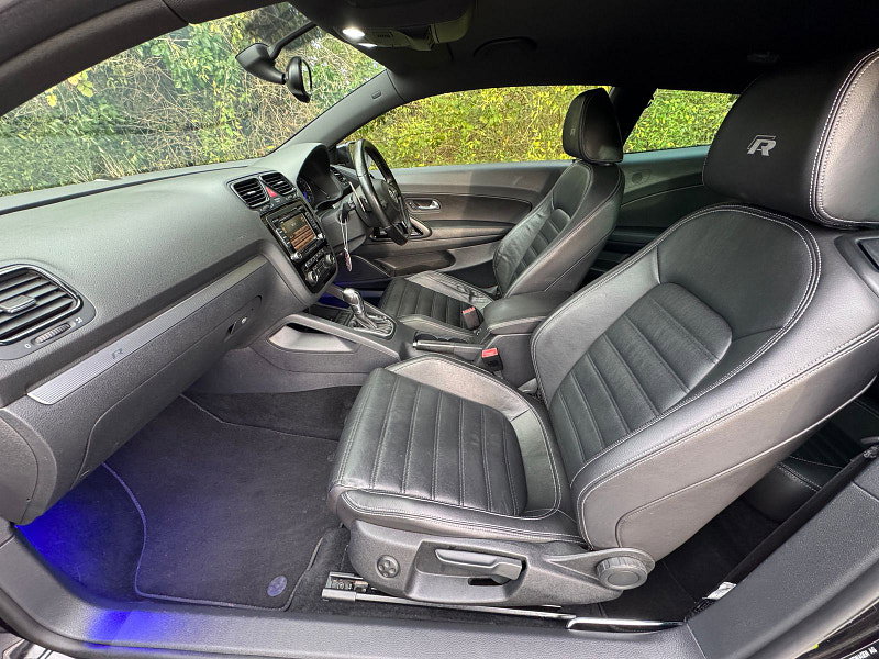 Volkswagen Scirocco 2.0 TSI R Hatchback 3dr Petrol DSG Euro 5 (Leather, Nav) (265 ps)