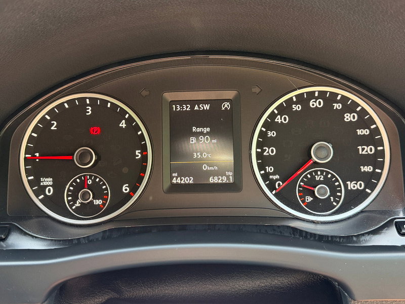 Volkswagen Tiguan 2.0 TDI BlueMotion Tech R-Line SUV 5dr Diesel Manual 4WD Euro 5 (s/s) (Nav) (140 ps)