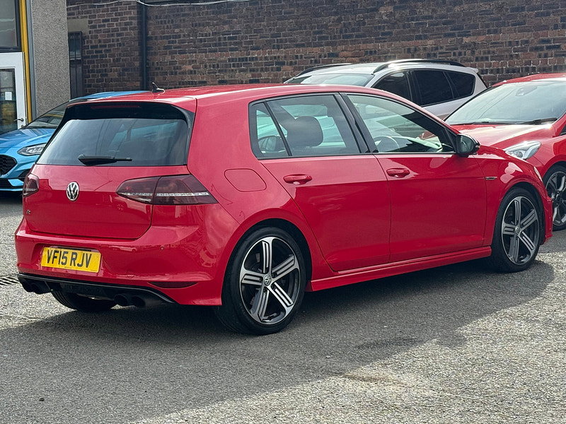 Volkswagen Golf 2.0 TSI BlueMotion Tech R Hatchback 5dr Petrol DSG 4Motion Euro 6 (s/s) (300 ps)