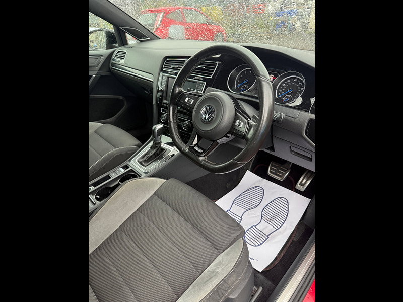 Volkswagen Golf 2.0 TSI BlueMotion Tech R Hatchback 5dr Petrol DSG 4Motion Euro 6 (s/s) (300 ps)