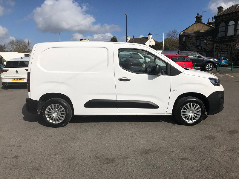 Citroen Berlingo 1.5L 650 Enterprise Blue HDi Diesel Manual Euro 6 (75 bhp) 5dr Manual 2026