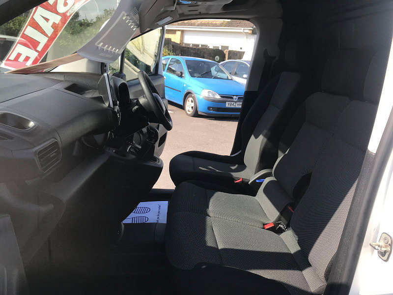 Citroen Berlingo 1.5L 650 Enterprise Professional Blue HDi  Diesel Manual Euro 6 (75 bhp) 5dr Manual 2026