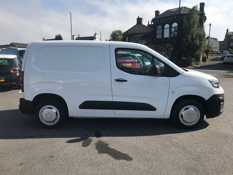 Citroen Berlingo 1.5L 650 Enterprise Professional Blue HDi  Diesel Manual Euro 6 (75 bhp) 5dr Manual 2026