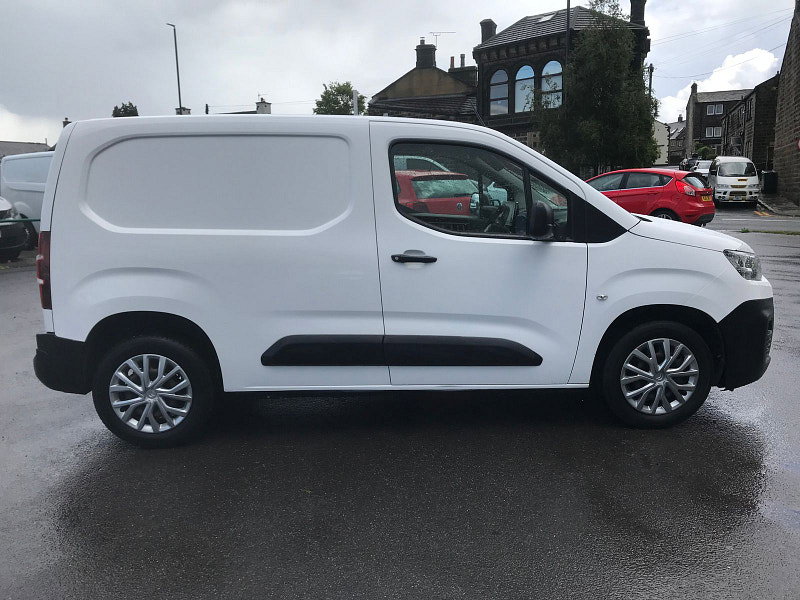 Citroen Berlingo 1.6 BlueHDi 1000 Enterprise M Panel Van 5dr Diesel Manual SWB Euro 6 (s/s) (100 ps) 5dr Manual 2026