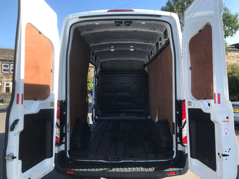 Ford Transit 2.0L 350 Diesel Manual Euro 6 (129 bhp) 5dr Manual 2026