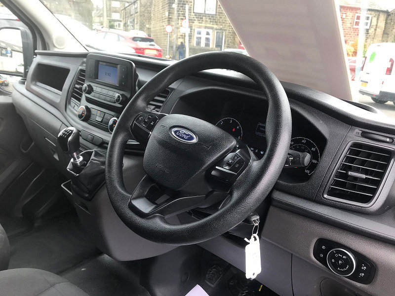 Ford Transit 2.0L 350 LEADER P/V ECOBLUE Diesel Manual Euro 6 (104 bhp) 5dr Manual 2026