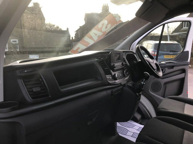 Ford Transit Custom 2.0 280 EcoBlue Leader Panel Van 5dr Diesel Manual L1 H1 Euro 6 (s/s) (105 ps) 5dr Manual 2026