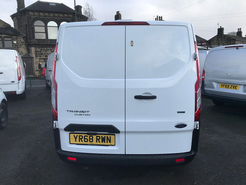 Ford Transit Custom 2.0 280 EcoBlue Panel Van 5dr Diesel Manual L1 H1 Euro 6 (105 ps) 5dr Manual 2026