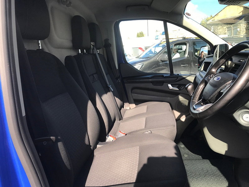 Ford Transit Custom 2.0 300 EcoBlue Trend Panel Van 5dr Diesel Manual L2 H1 Euro 6 (s/s) (105 ps) 5dr Manual 2026