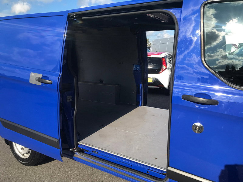 Ford Transit Custom 2.0 300 EcoBlue Trend Panel Van 5dr Diesel Manual L2 H1 Euro 6 (s/s) (105 ps) 5dr Manual 2026