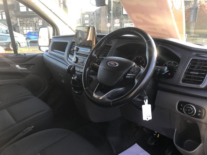 Ford Transit Custom 2.0 300 EcoBlue Trend Panel Van 5dr Diesel Manual L2 H1 Euro 6 (s/s) (105 ps) 5dr Manual 2026